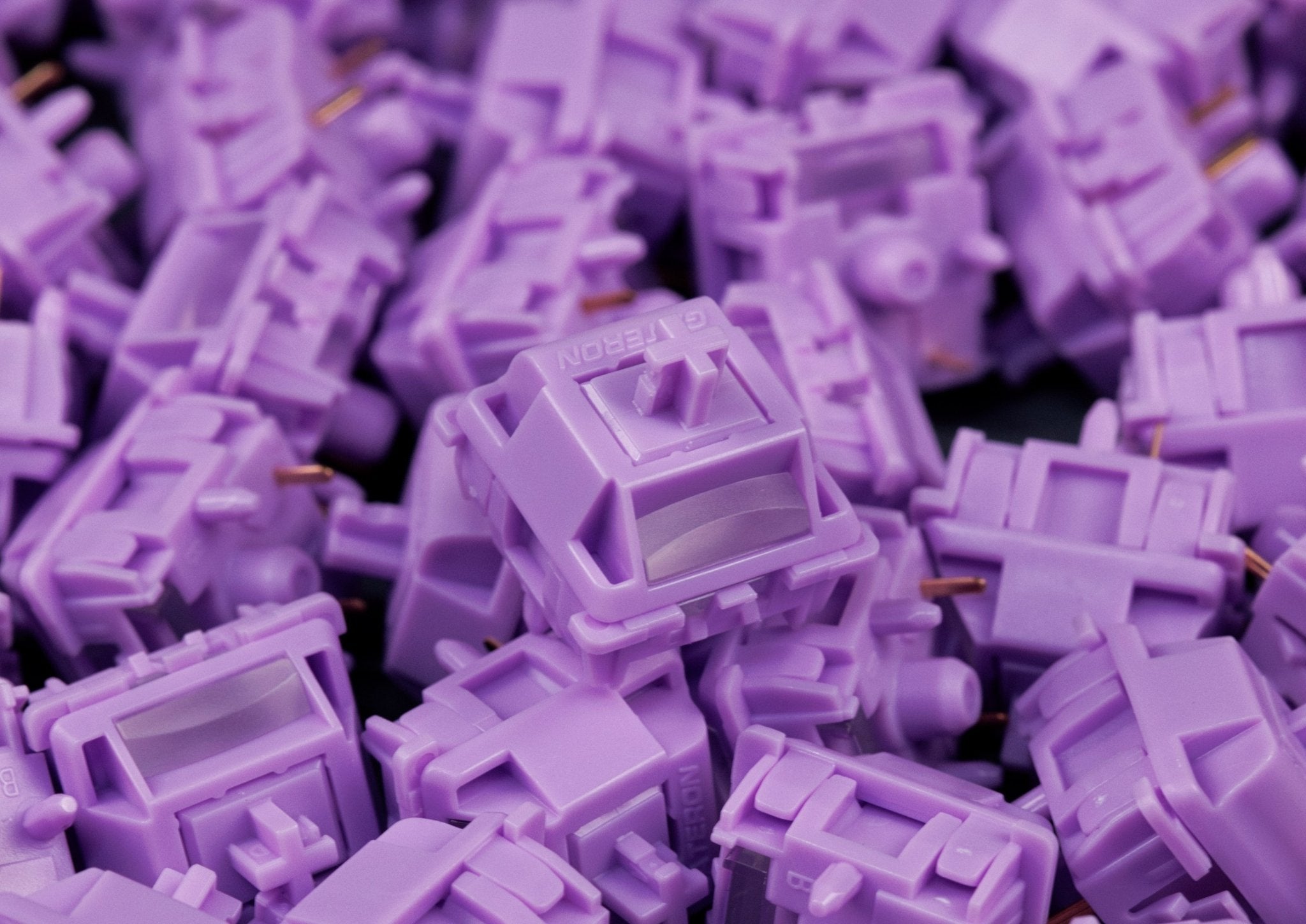 Gateron Grape Smoothie Silent Tactile Switches (10 Stück) - MonacoKeys