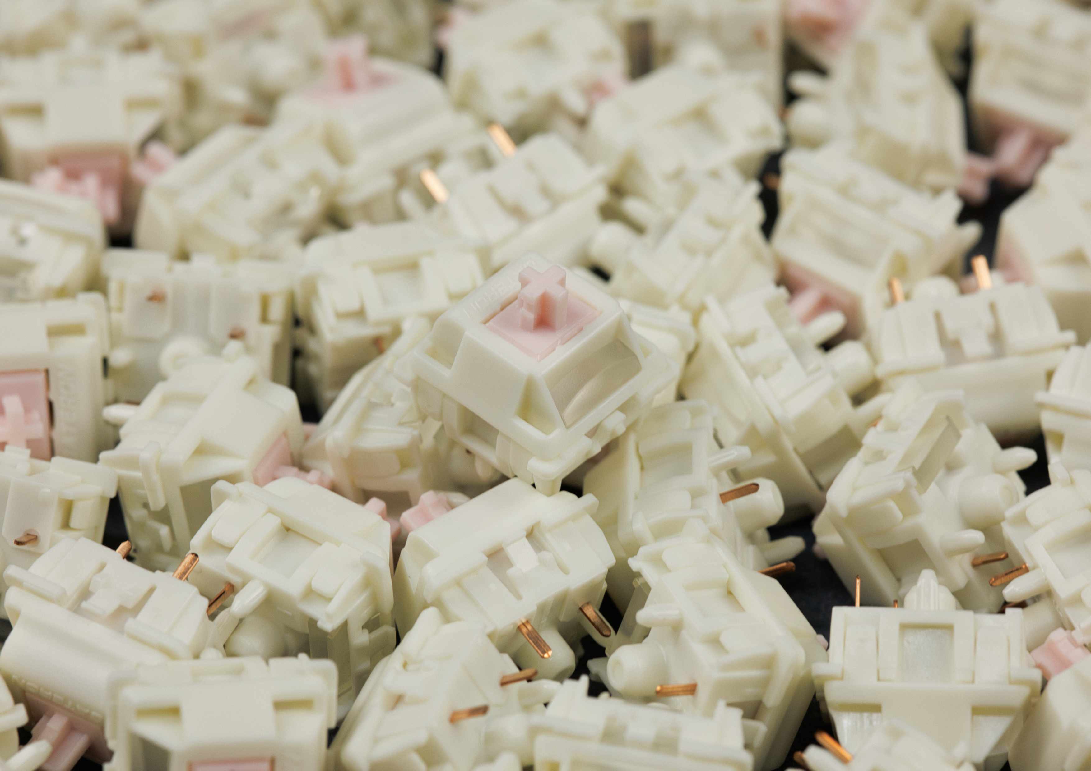 Gateron Pink Smoothie Silent Linear Switches (10 Stück) - MonacoKeys