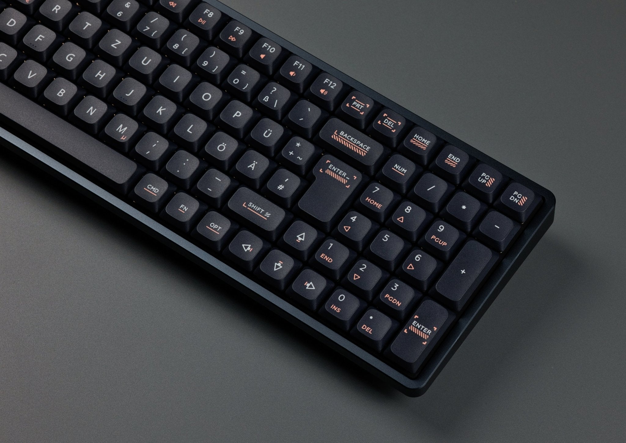 IQUNIX Magi96 - 96% Aluminium Low Profile Wireless Mechanical Keyboard - MonacoKeys