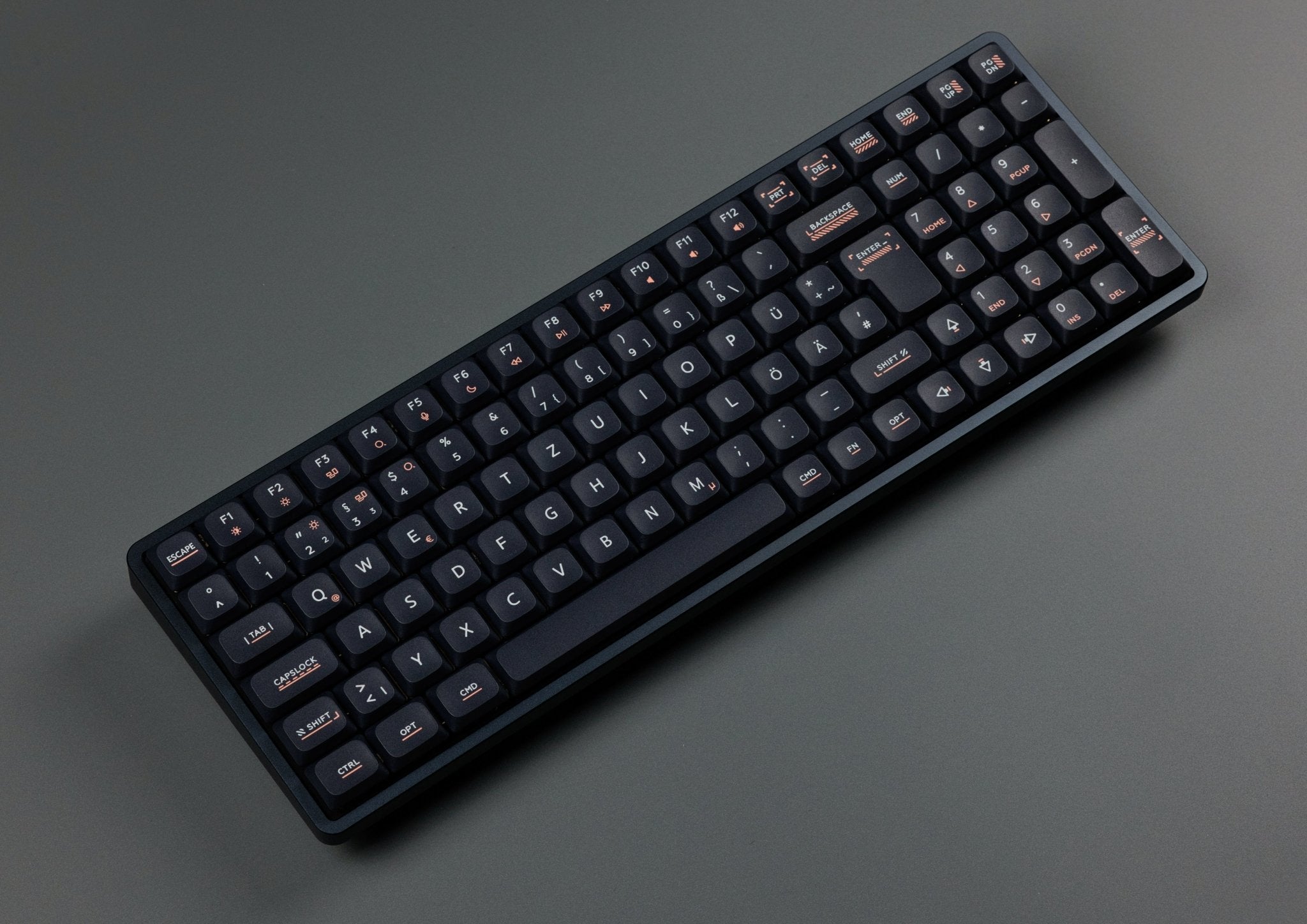 IQUNIX Magi96 - 96% Aluminium Low Profile Wireless Mechanical Keyboard - MonacoKeys