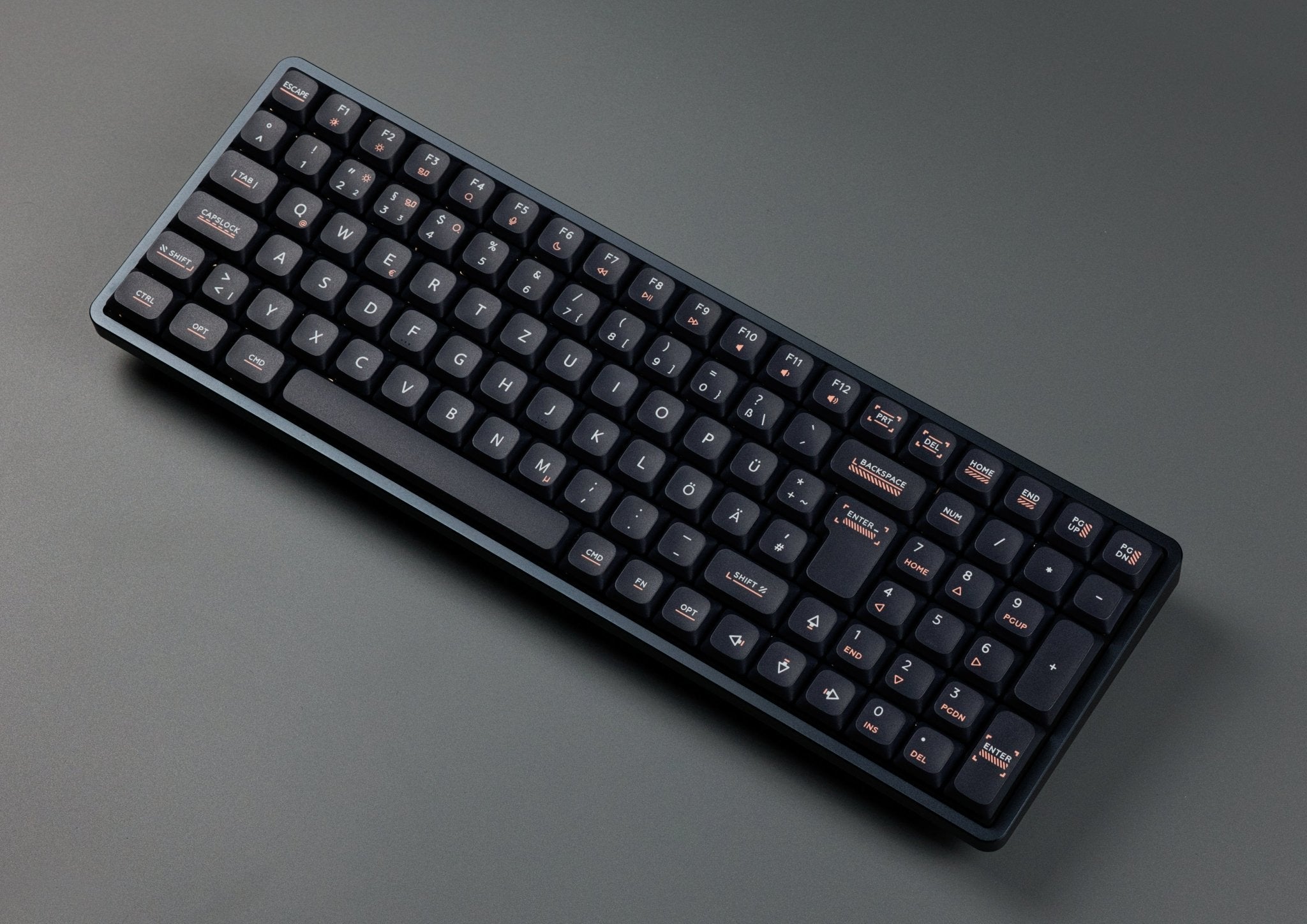 IQUNIX Magi96 - 96% Aluminium Low Profile Wireless Mechanical Keyboard - MonacoKeys