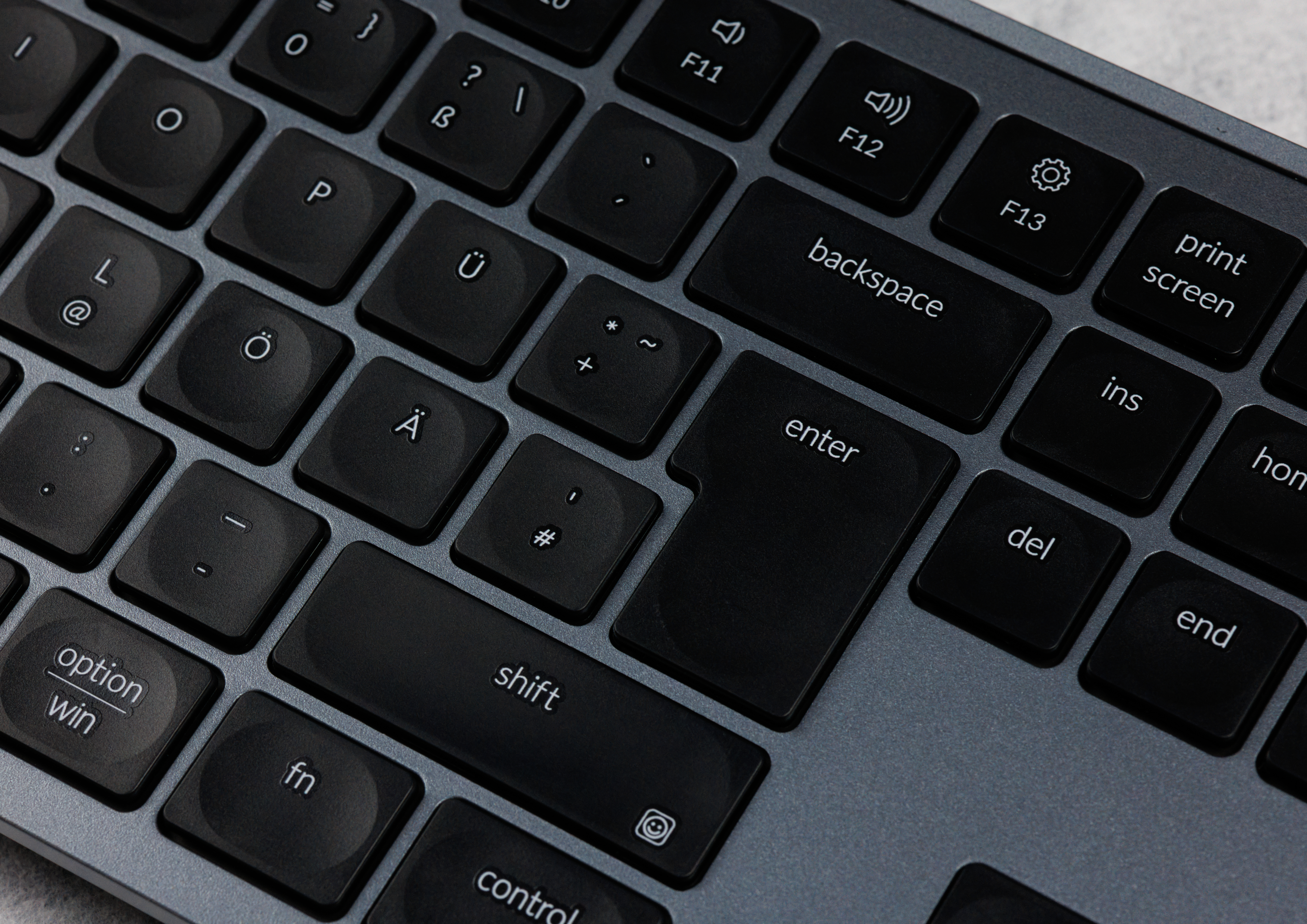 Keychron B6 Pro - 100% Ultra Slim ZMK Wireless Keyboard - MonacoKeys