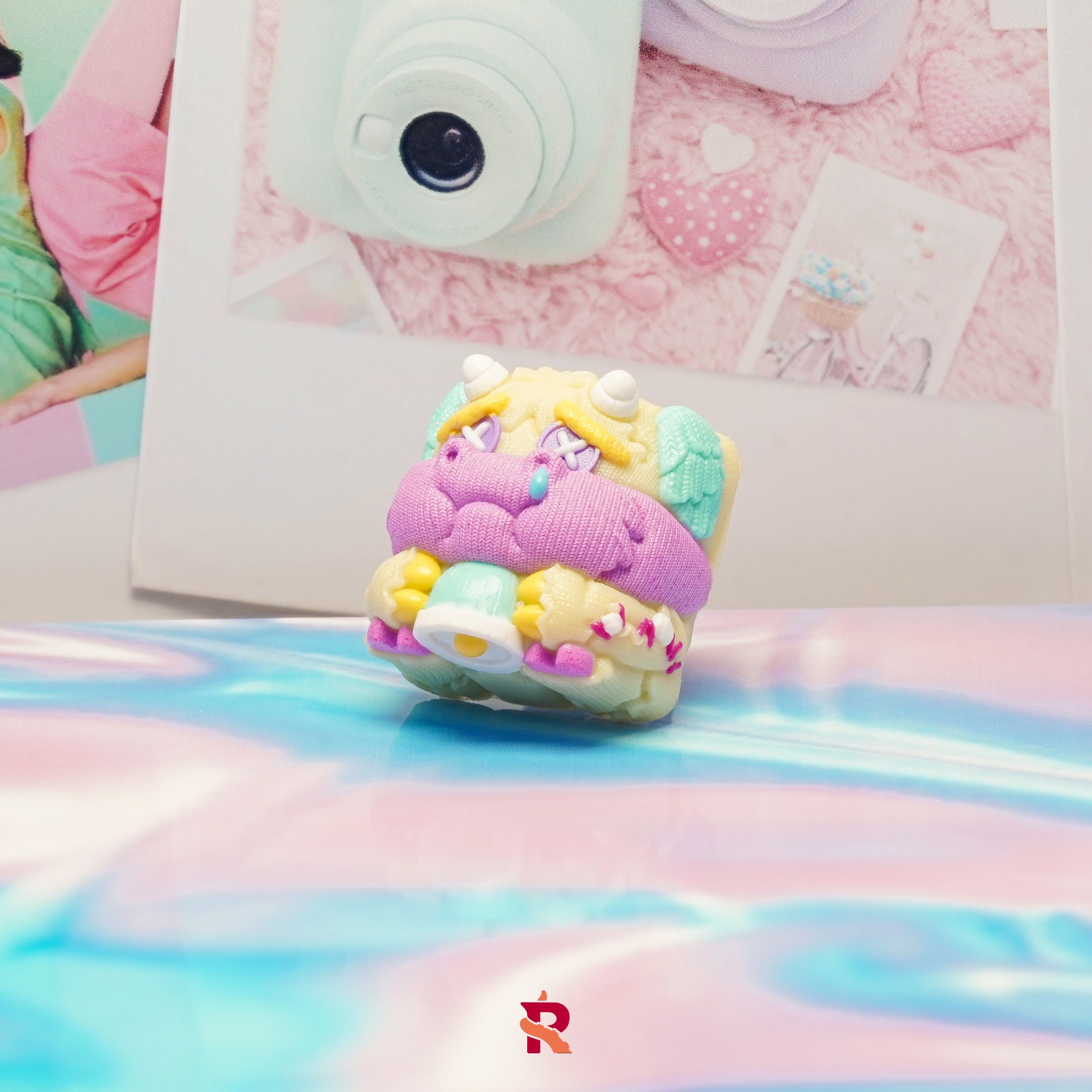 Abandoned Pets Analog Dreams Resin Artisan Keycap - MonacoKeys