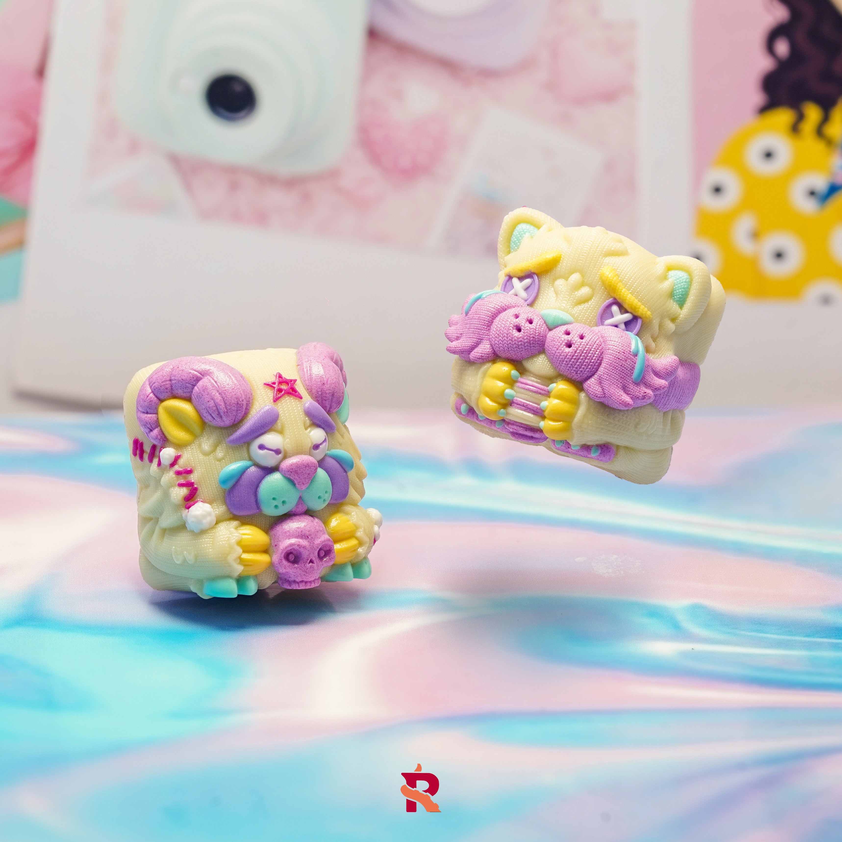 Abandoned Pets Analog Dreams Resin Artisan Keycap - MonacoKeys