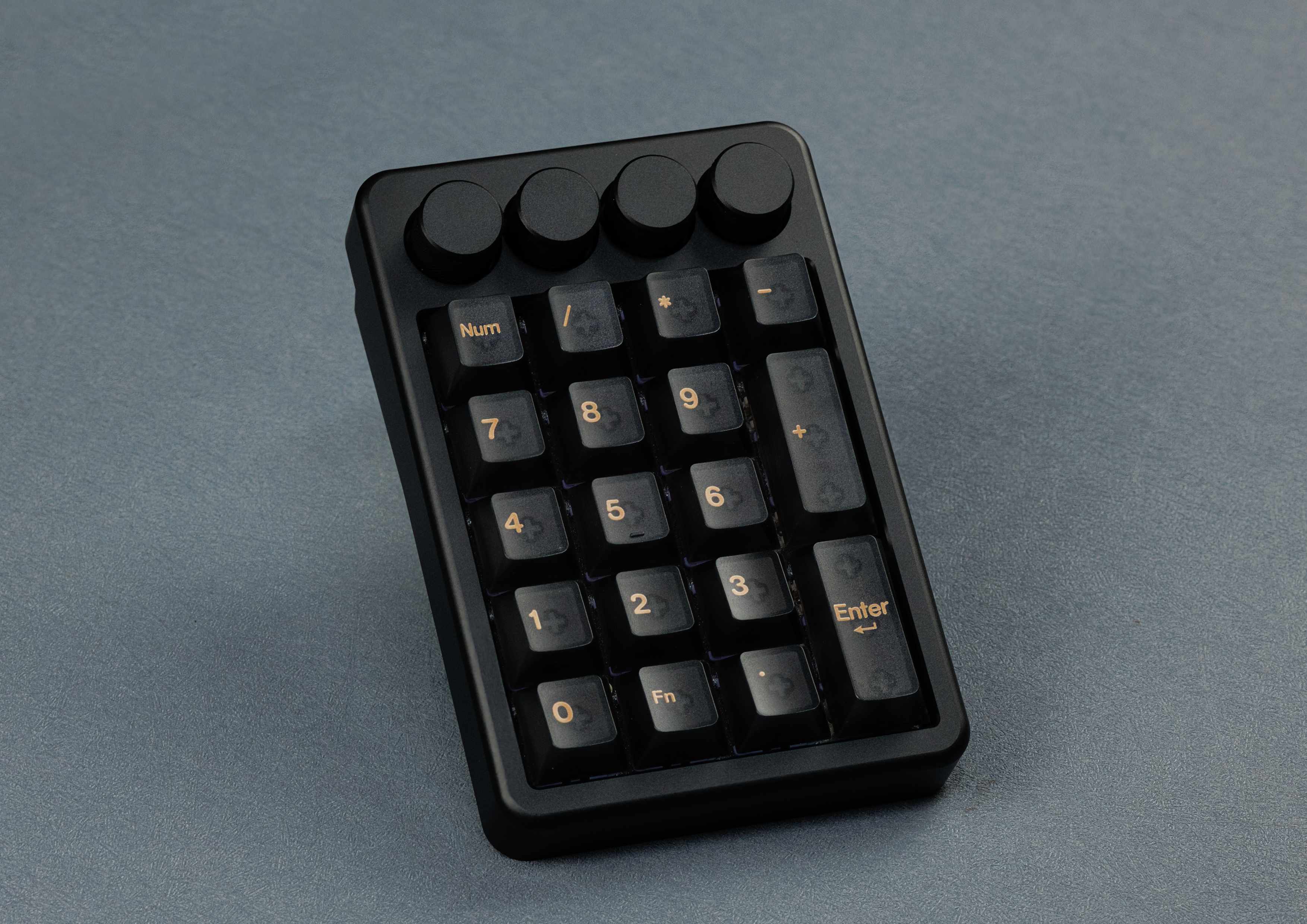 MMD KM21 Ultra - QMK/VIA Wireless Aluminium Macropad Numpad