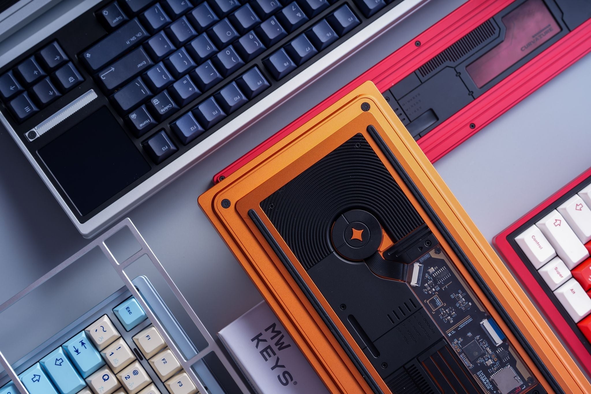 MW Mass80 - The Smartest Keyboard with Interactive Screen - MonacoKeys