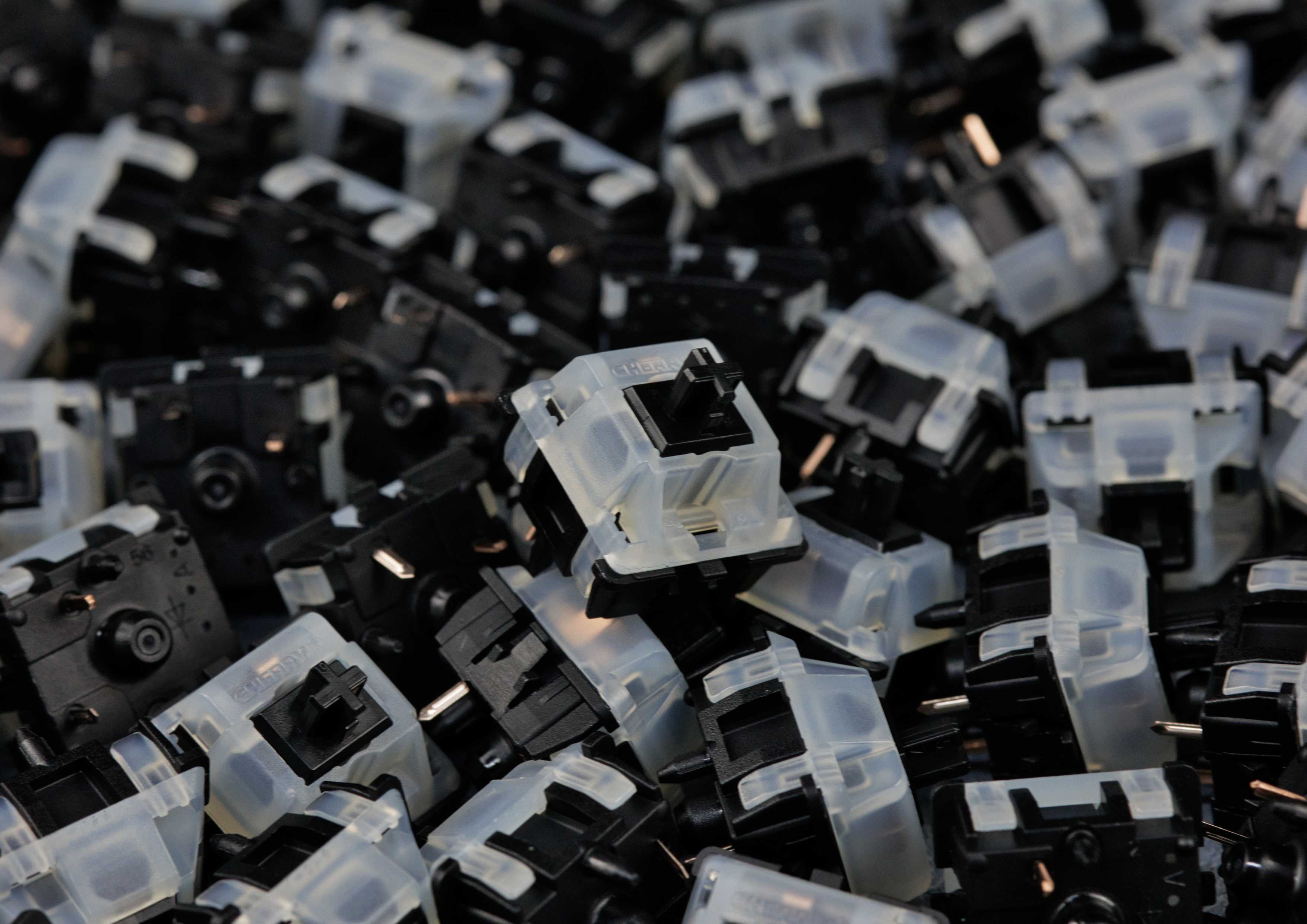 Cherry MX2A Nixie Black Clear-Top Linear Switches