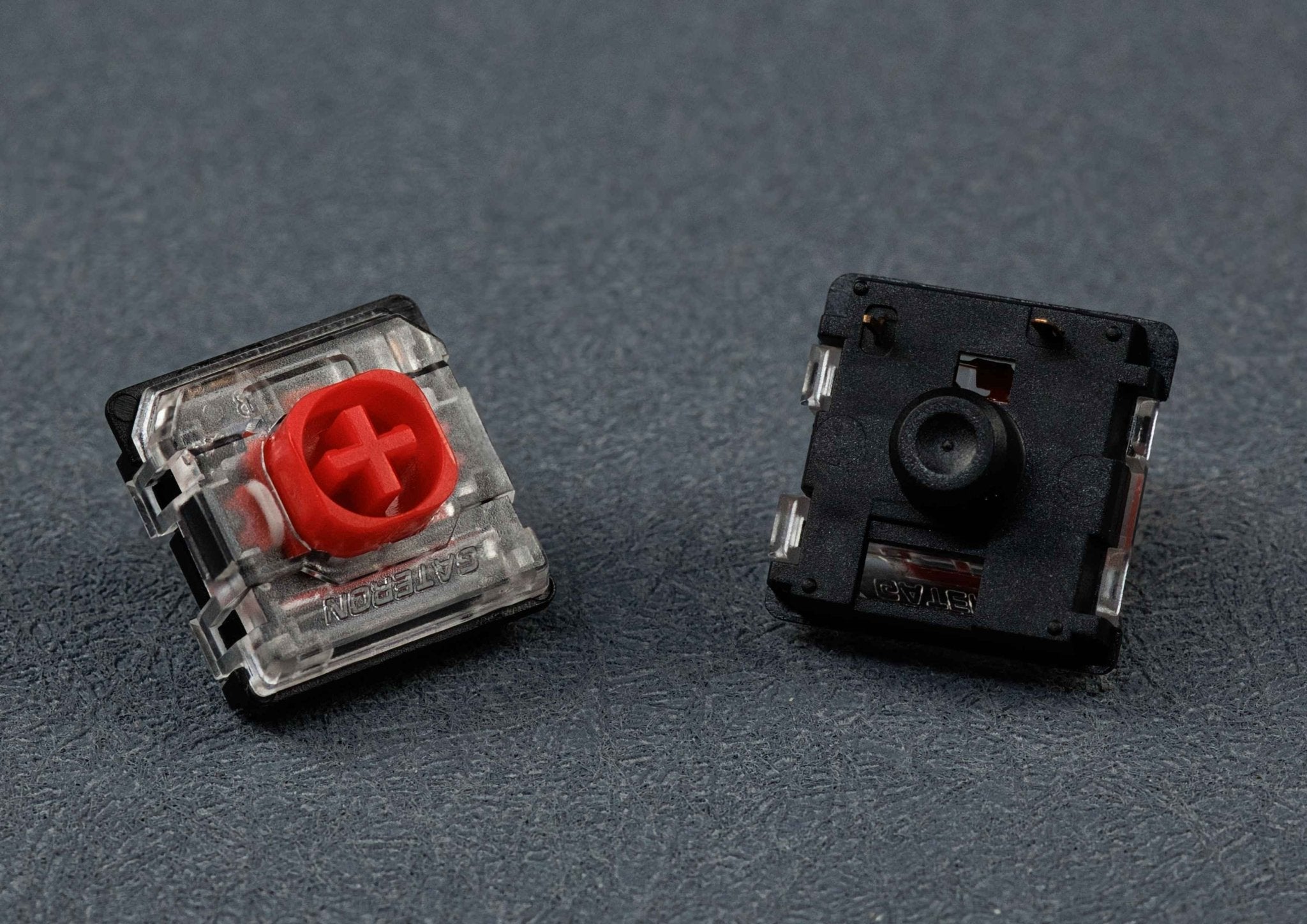 Gateron KS-33 Silent Red Silent Linear Low Profile Switches (10 Stück) - MonacoKeys
