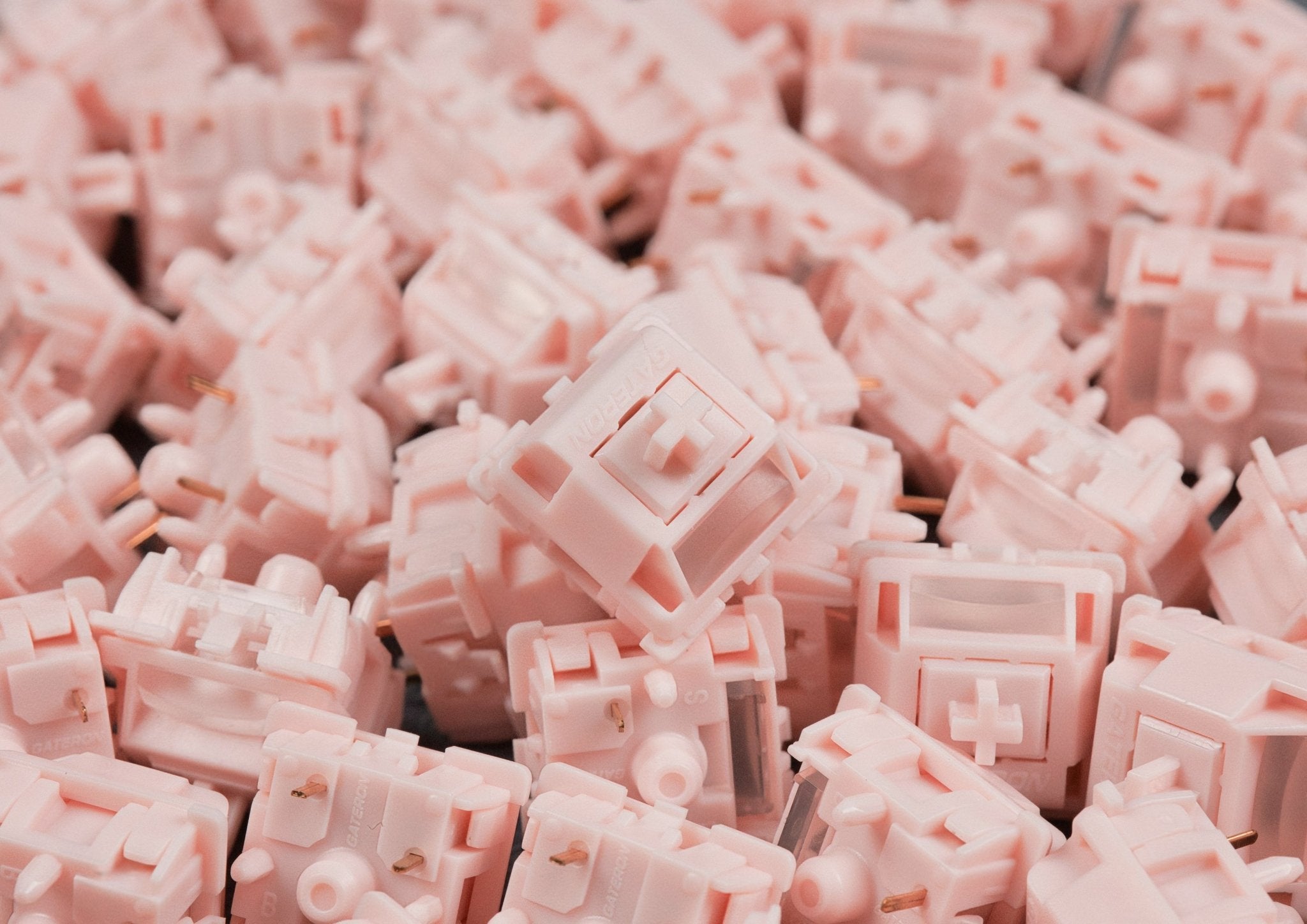 Gateron Strawberry Smoothie Linear Switches (10 Stück) - MonacoKeys