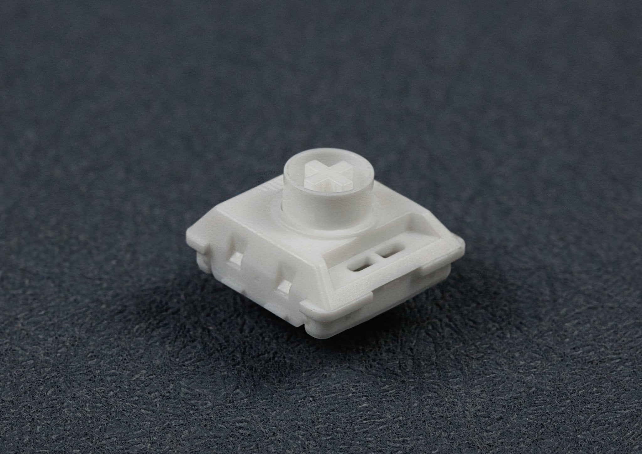 Kailh Elements All POM Choc V2 Low Profile Linear Switches (10 Stück) - MonacoKeys