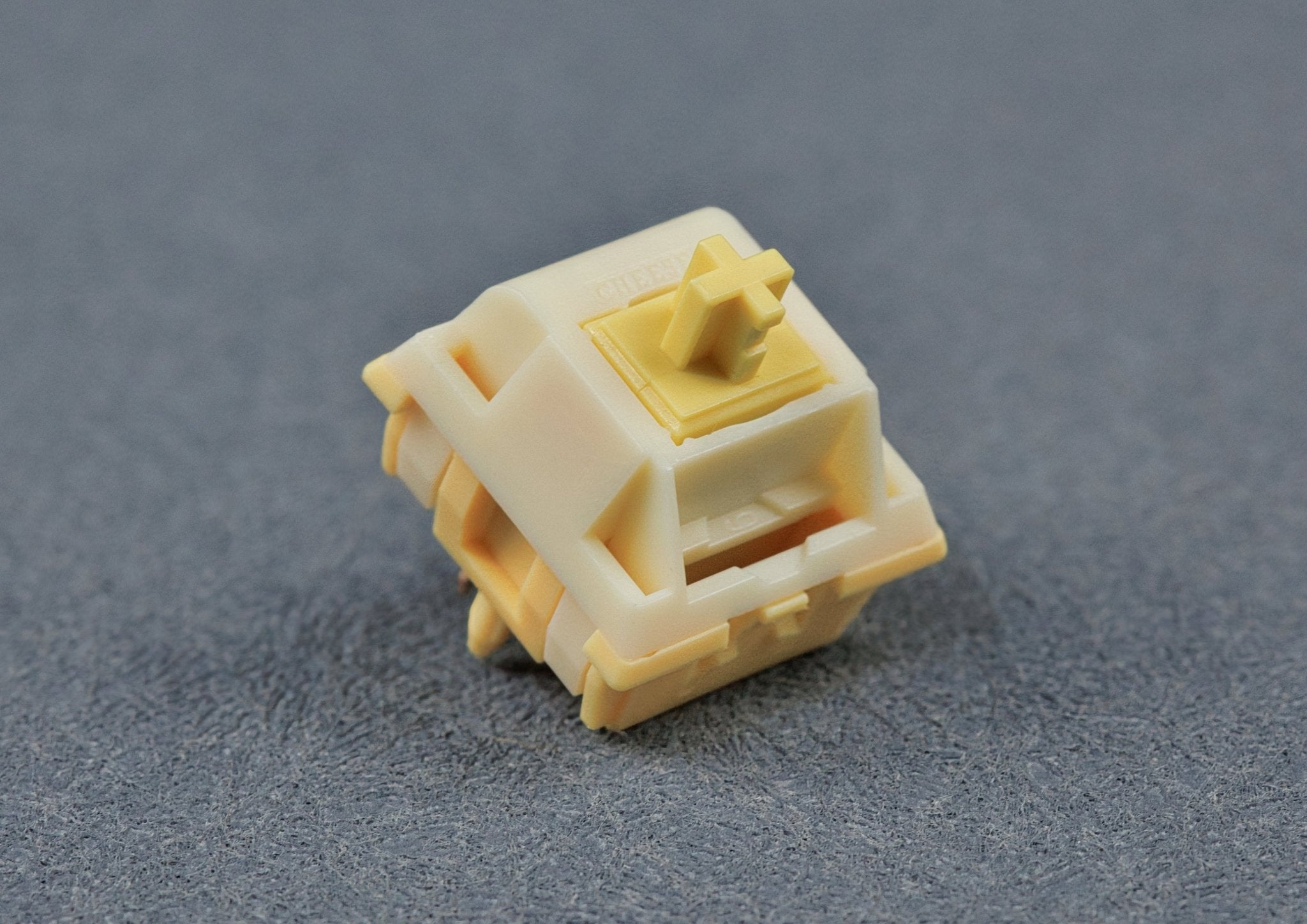 Keygeek Cheese V2 Linear Switches (10 Stück) - MonacoKeys