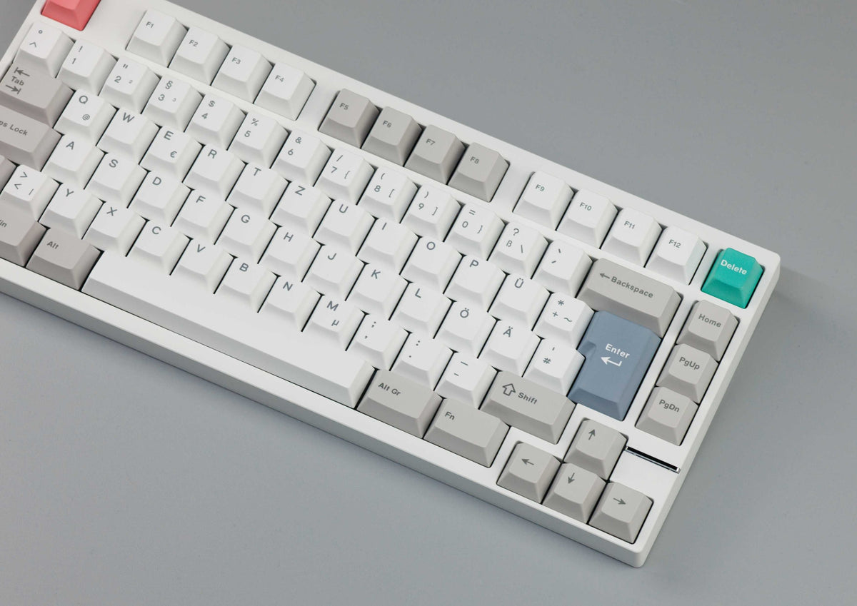 Neo75 Prebuilt White, ISO-DE, Nahaufnahme rechte Seite mit Enter-, Delete- und Pfeiltasten