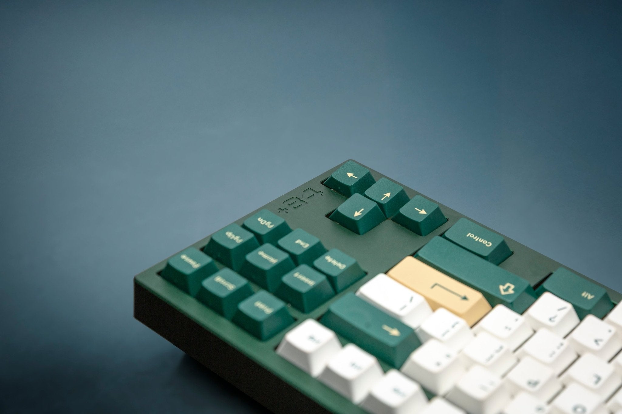 Nuxros +84 Classic TKL - 80% TKL Mechanical Aluminium Keyboard Kit [Group Buy] - MonacoKeys