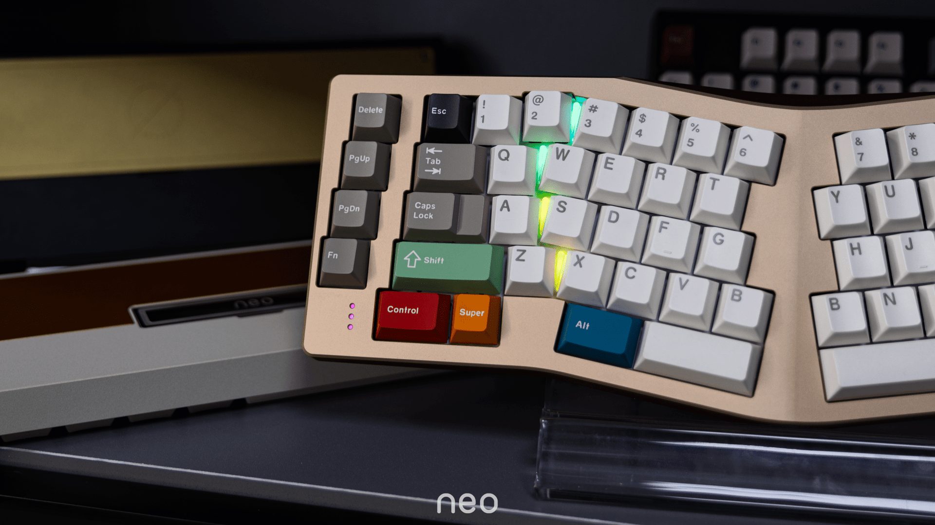 Qwertykeys Neo Ergo 自作キーボード