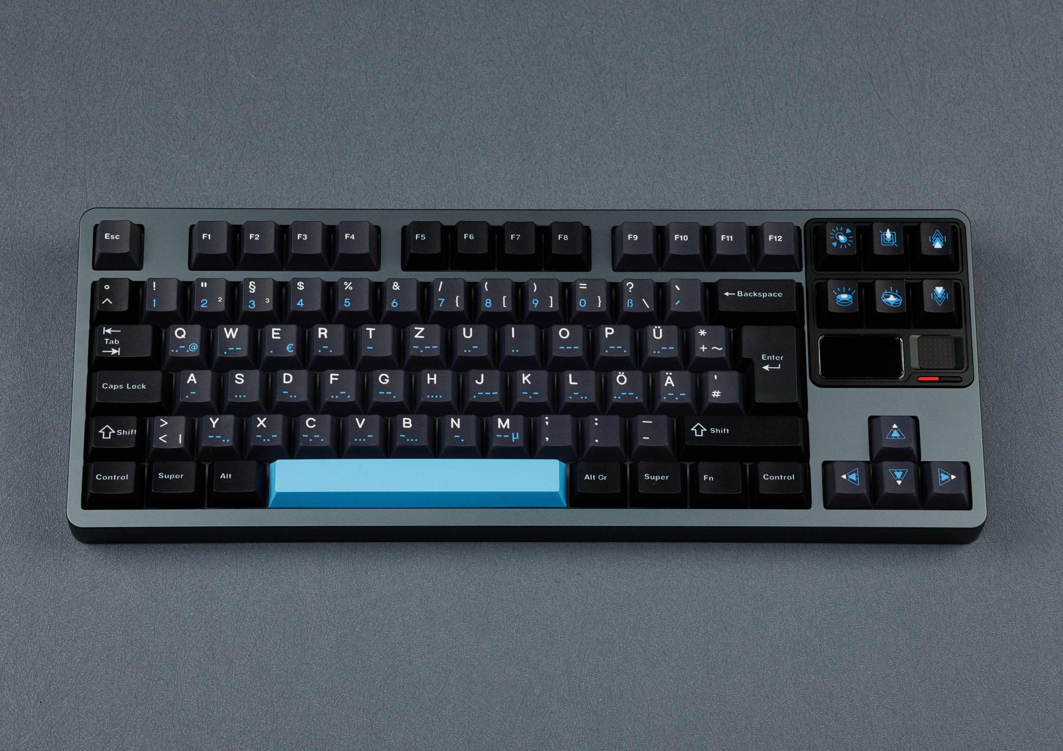 QK80 Mk2 Prebuilt - 80% TKL ISO+ANSI Mechanical Aluminium Keyboard