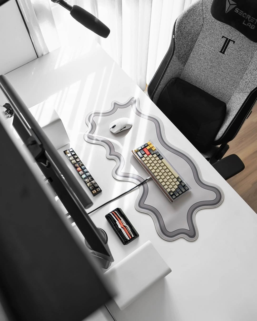 Substance Mauspad Deskmat - MonacoKeys