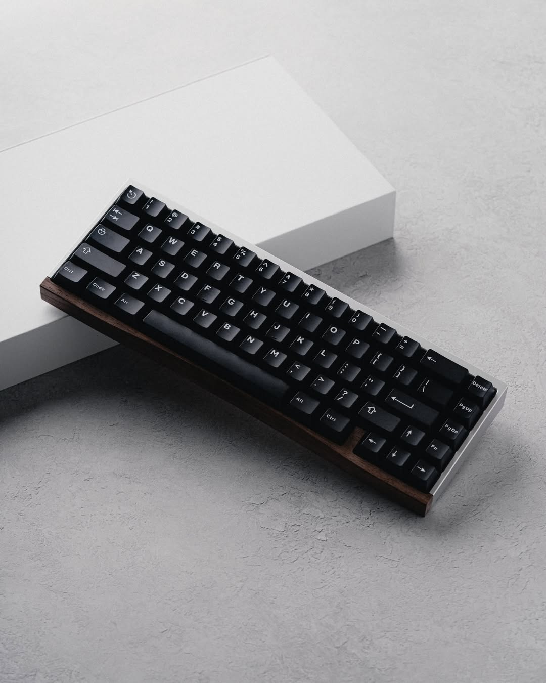 Typface Kafka - Hall Effect Fully Built Keyboard - MonacoKeys