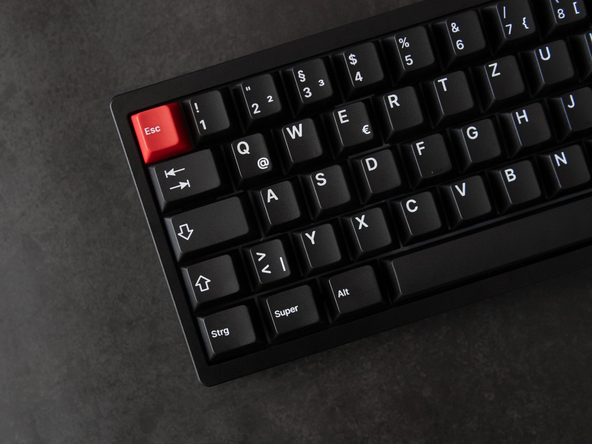 White on Black Keycap Set ( ISO-DE / ANSI-DE ) - MonacoKeys