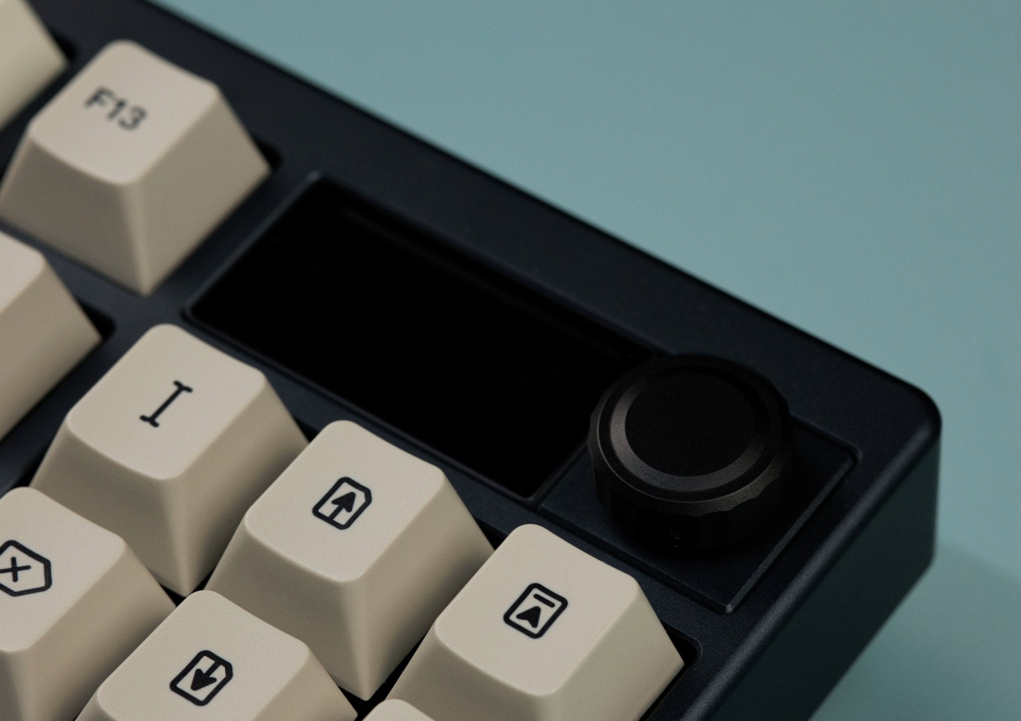 ZoomTKL Dyna - 80% TKL ISO+ANSI Mechanical Aluminium Custom Keyboard Kit - MonacoKeys